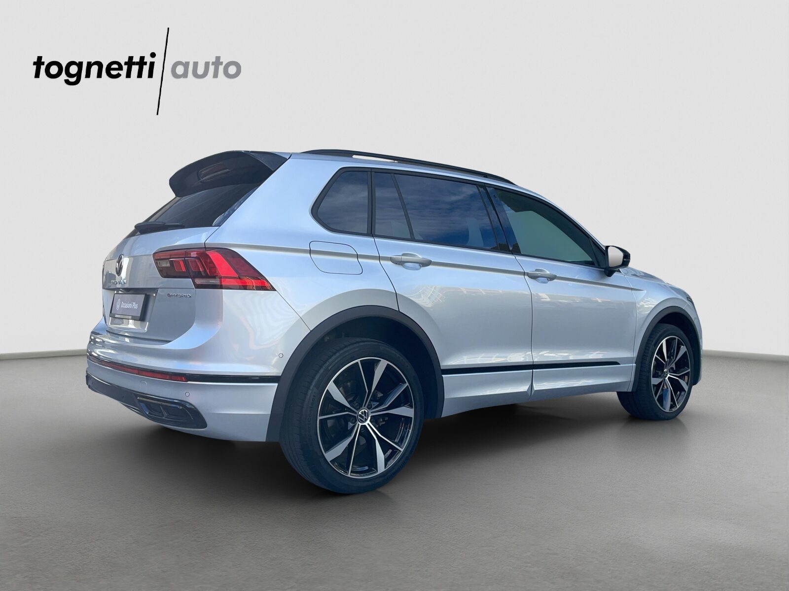 VW Tiguan R-Line, Hybride Intégral Essence/Électricité, Occasion / Utilisé, Automatique - 4