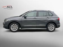 VW Tiguan Life, Petrol, Second hand / Used, Automatic - 3