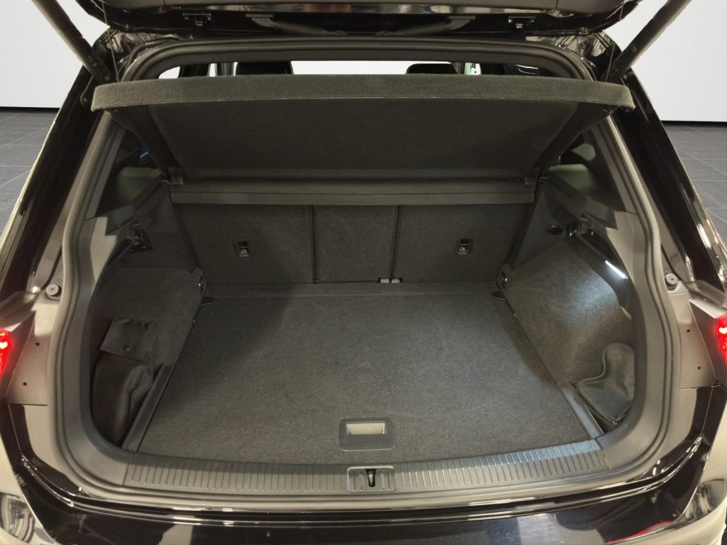 VW 2.0 TSI R-Line DSG, Essence, Occasion / Utilisé, Automatique - 6