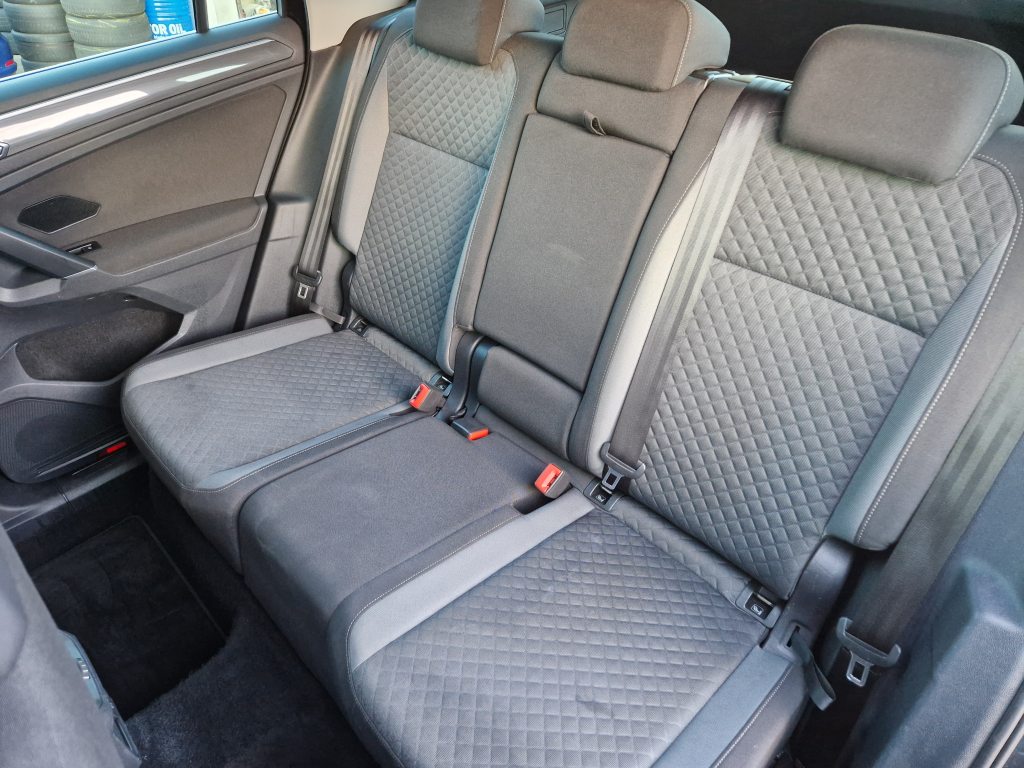 VW TIGUAN 2.0 TDI SCR Comfortline DSG, Diesel, Occasion / Gebraucht, Automatik - 6