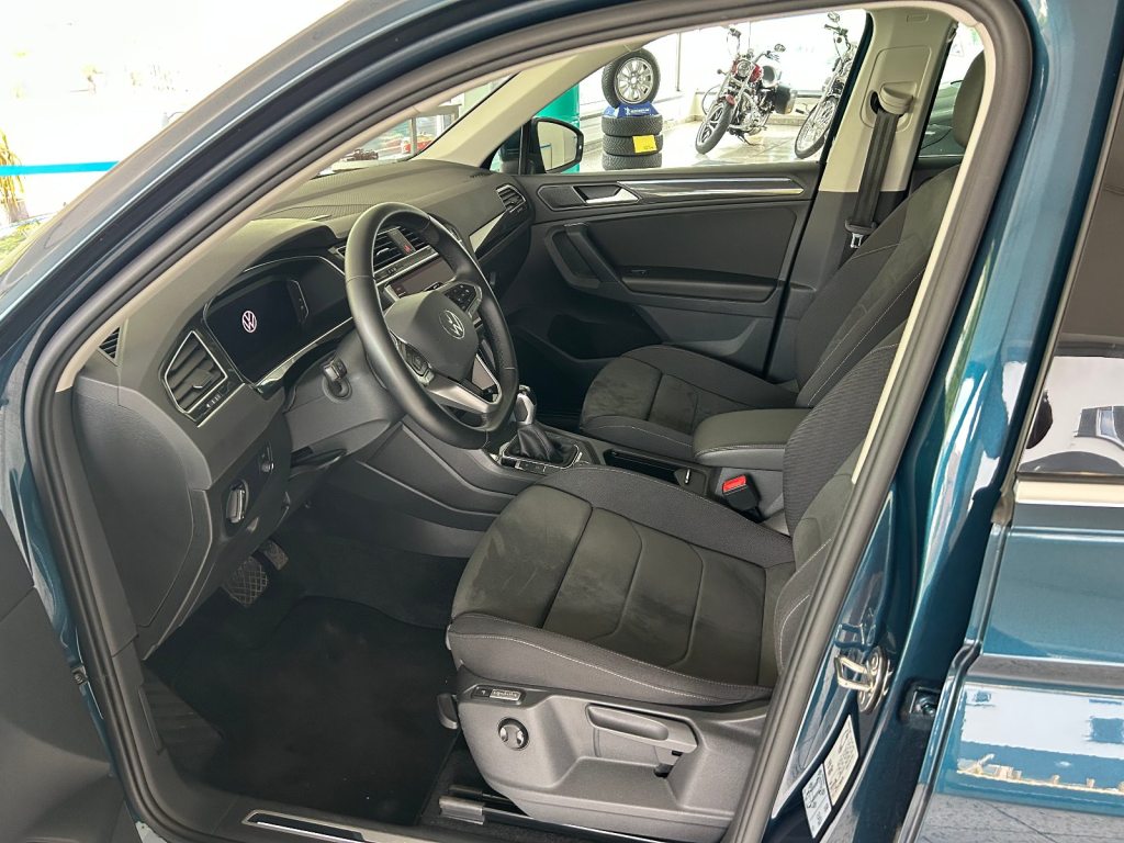 VW TIGUAN 2.0 TDI SCR Elegance DSG, Diesel, Occasion / Utilisé, Automatique - 6
