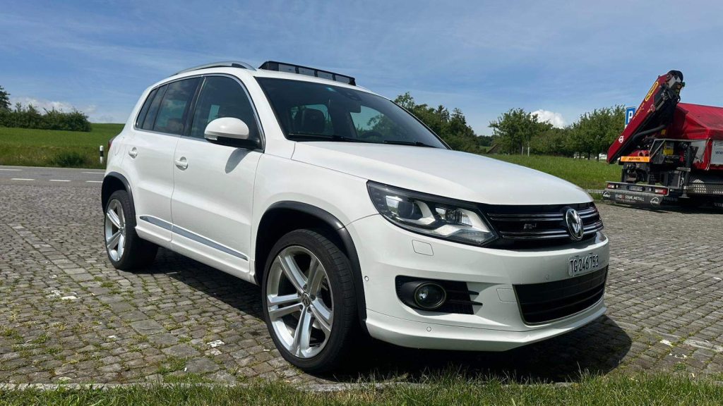 VW TIGUAN 2.0 TSI 210 Sport & Style DSG, Petrol, Second hand / Used, Automatic - 4