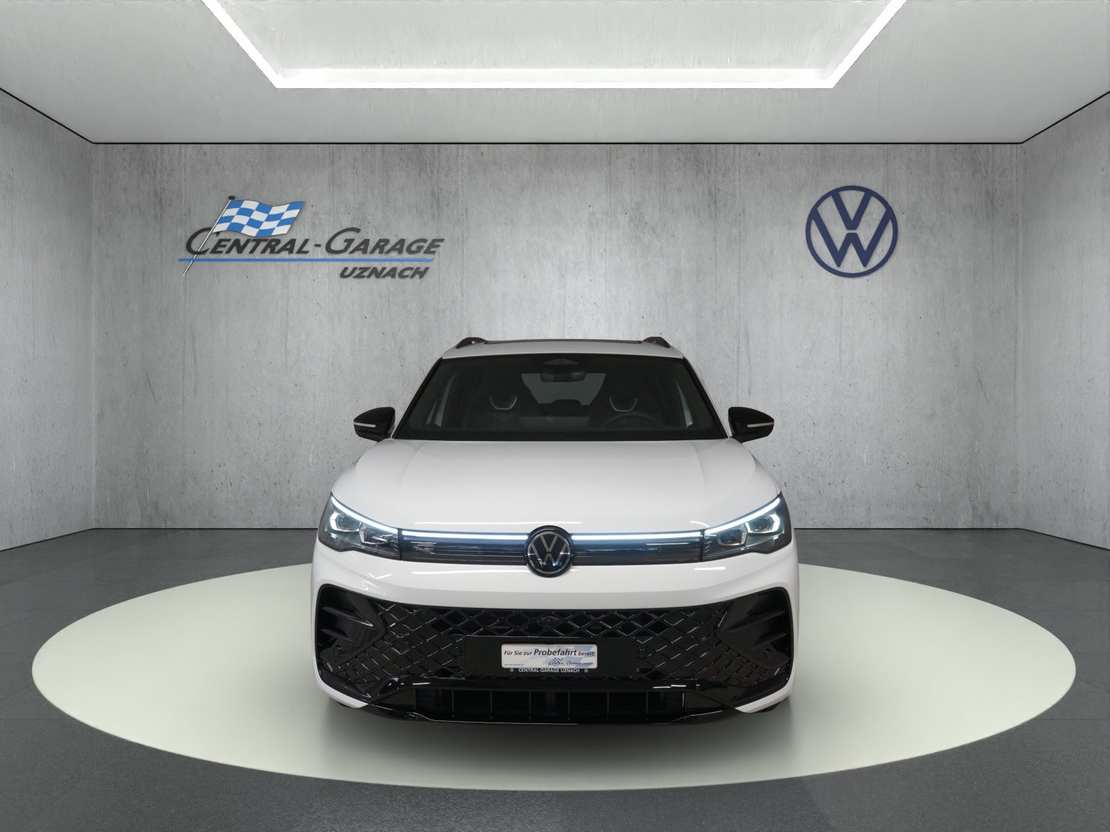 VW Tiguan R-Line, Voll-Hybrid Benzin/Elektro, Vorführwagen, Automatik - 3