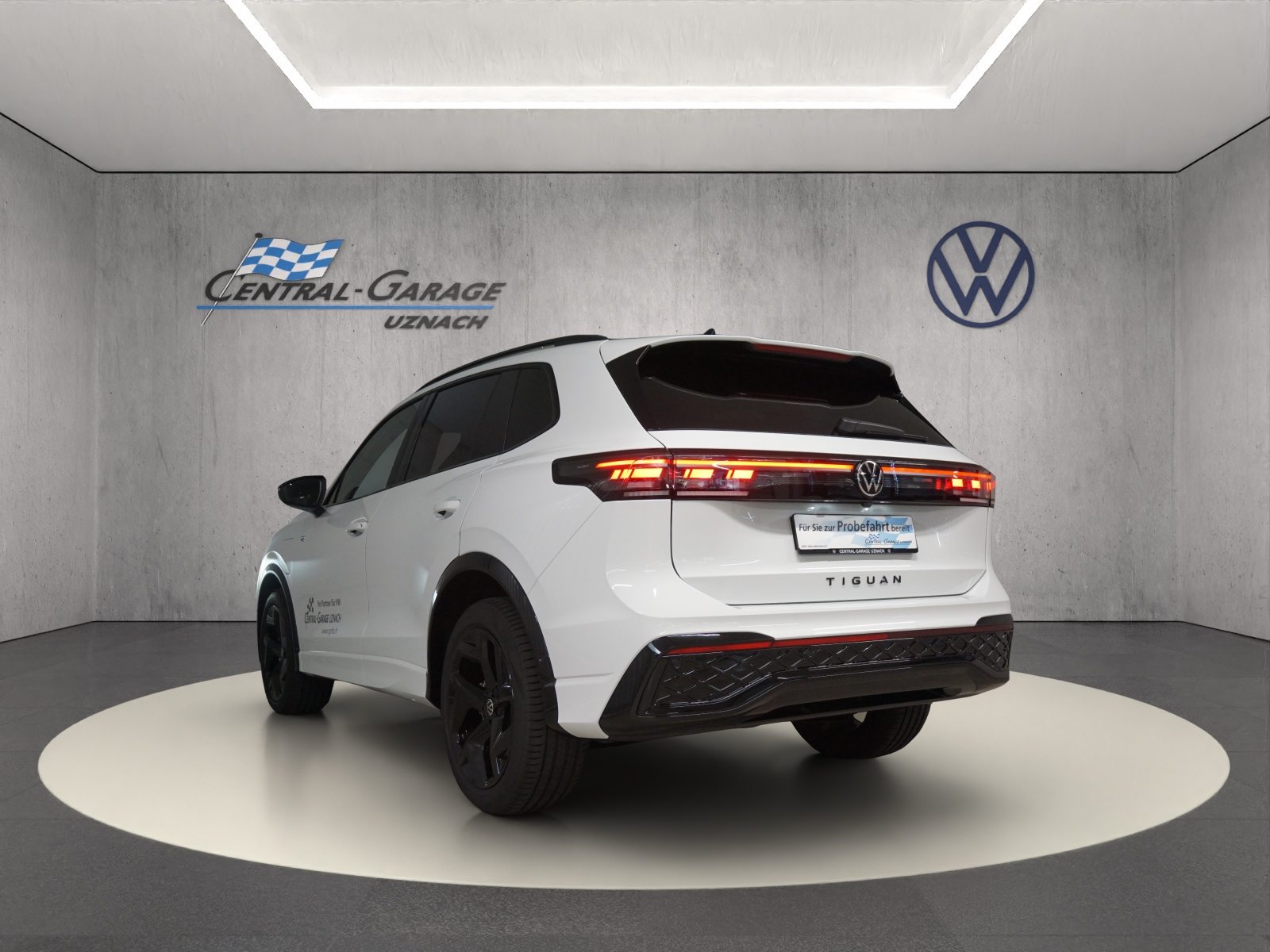 VW Tiguan R-Line, Voll-Hybrid Benzin/Elektro, Vorführwagen, Automatik - 4