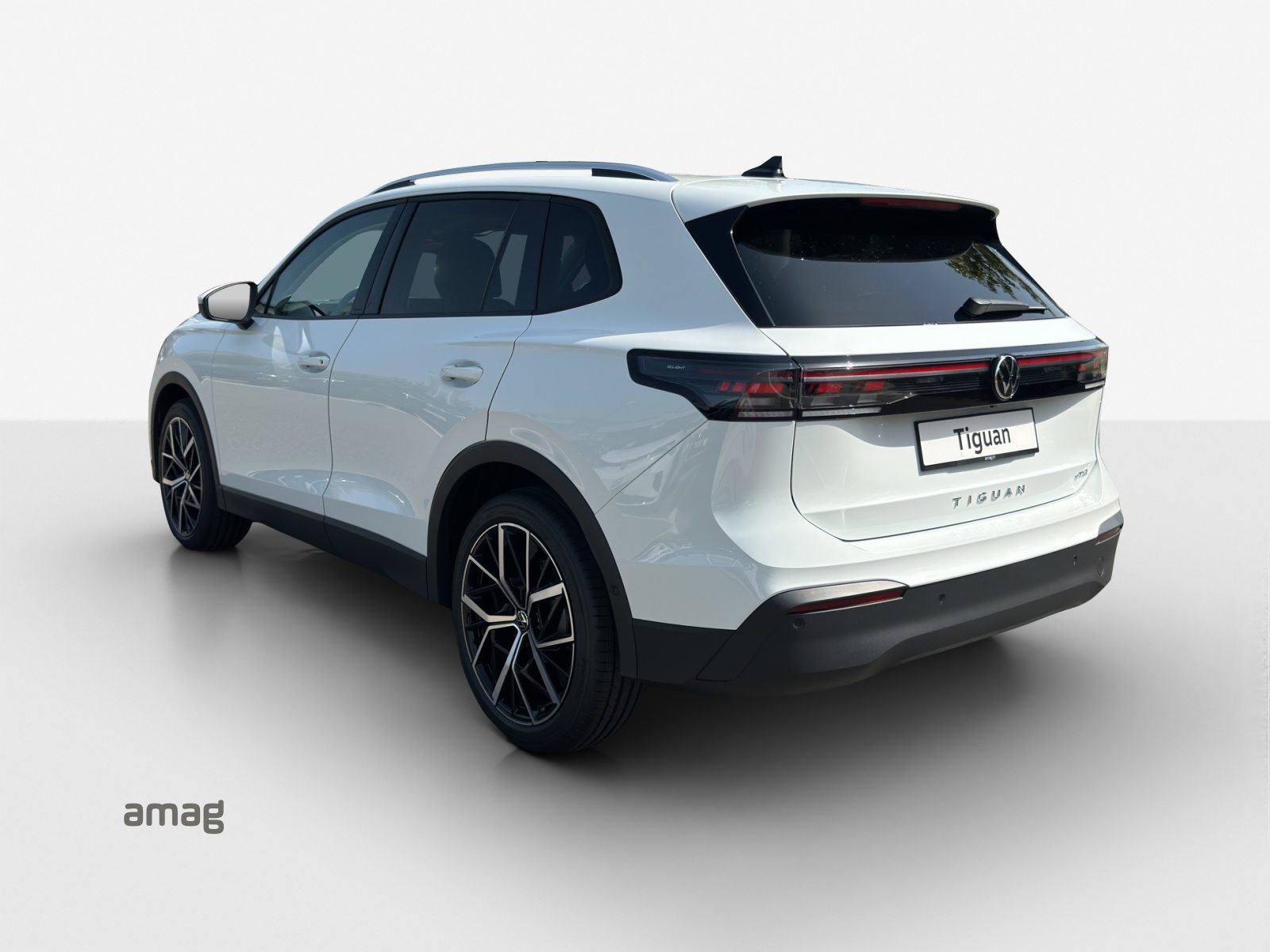 VW Tiguan UNITED, Benzin, Vorführwagen, Automatik - 3