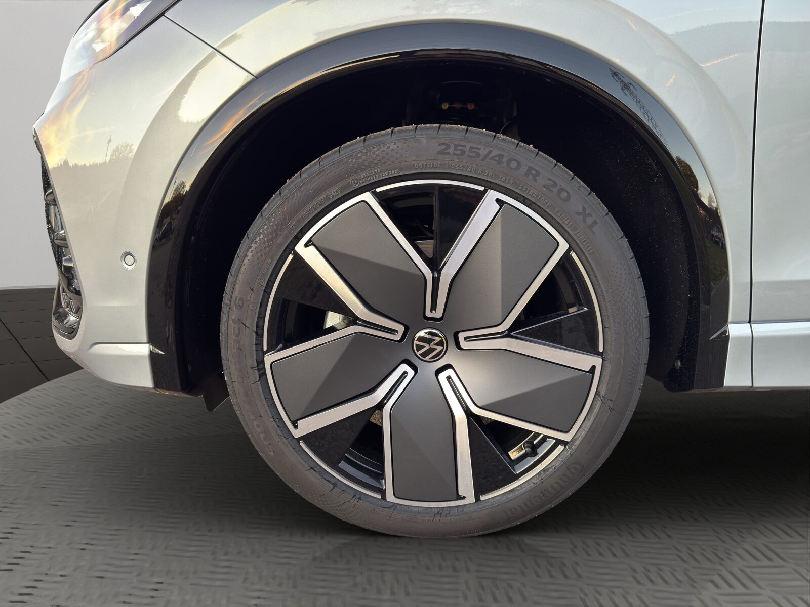 VW Tiguan R-Line, Benzin, Vorführwagen, Automatik - 7