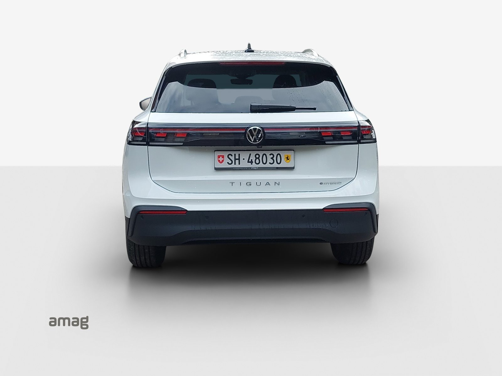 VW Tiguan Life, Full-Hybrid Petrol/Electric, Ex-demonstrator, Automatic - 4