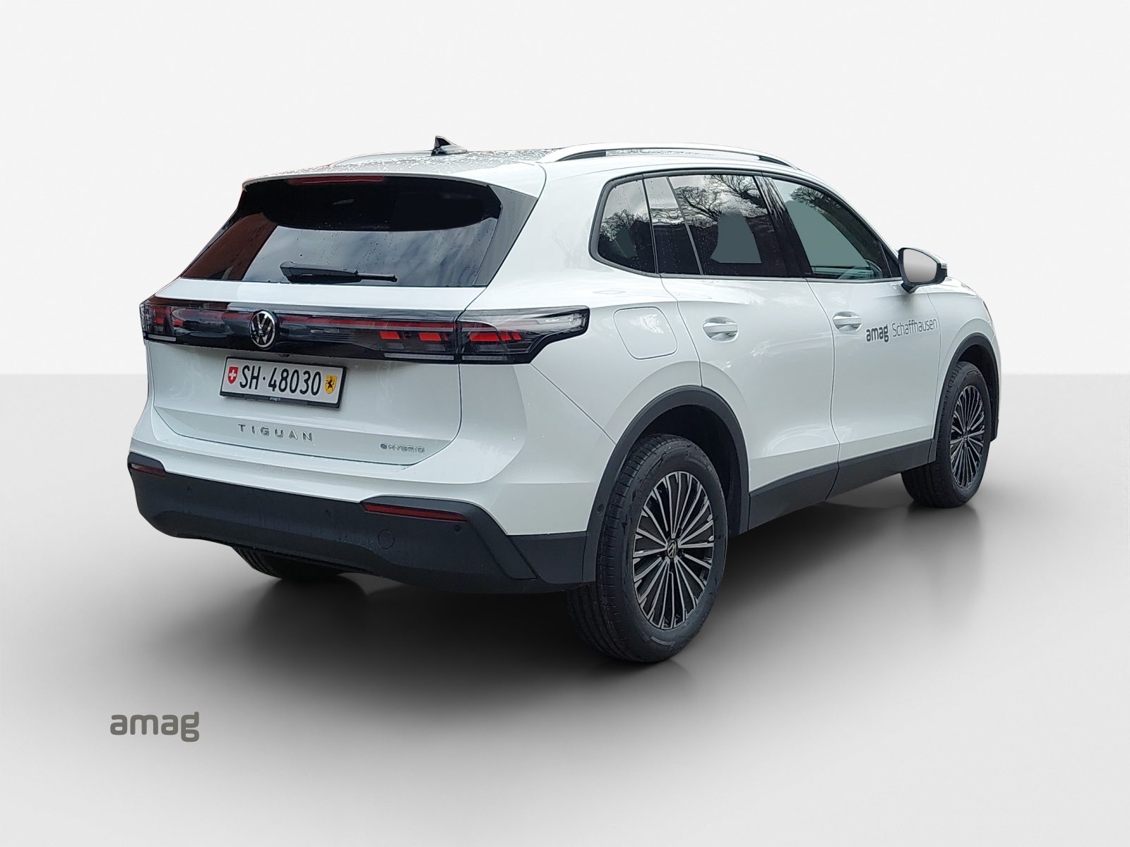 VW Tiguan Life, Full-Hybrid Petrol/Electric, Ex-demonstrator, Automatic - 5