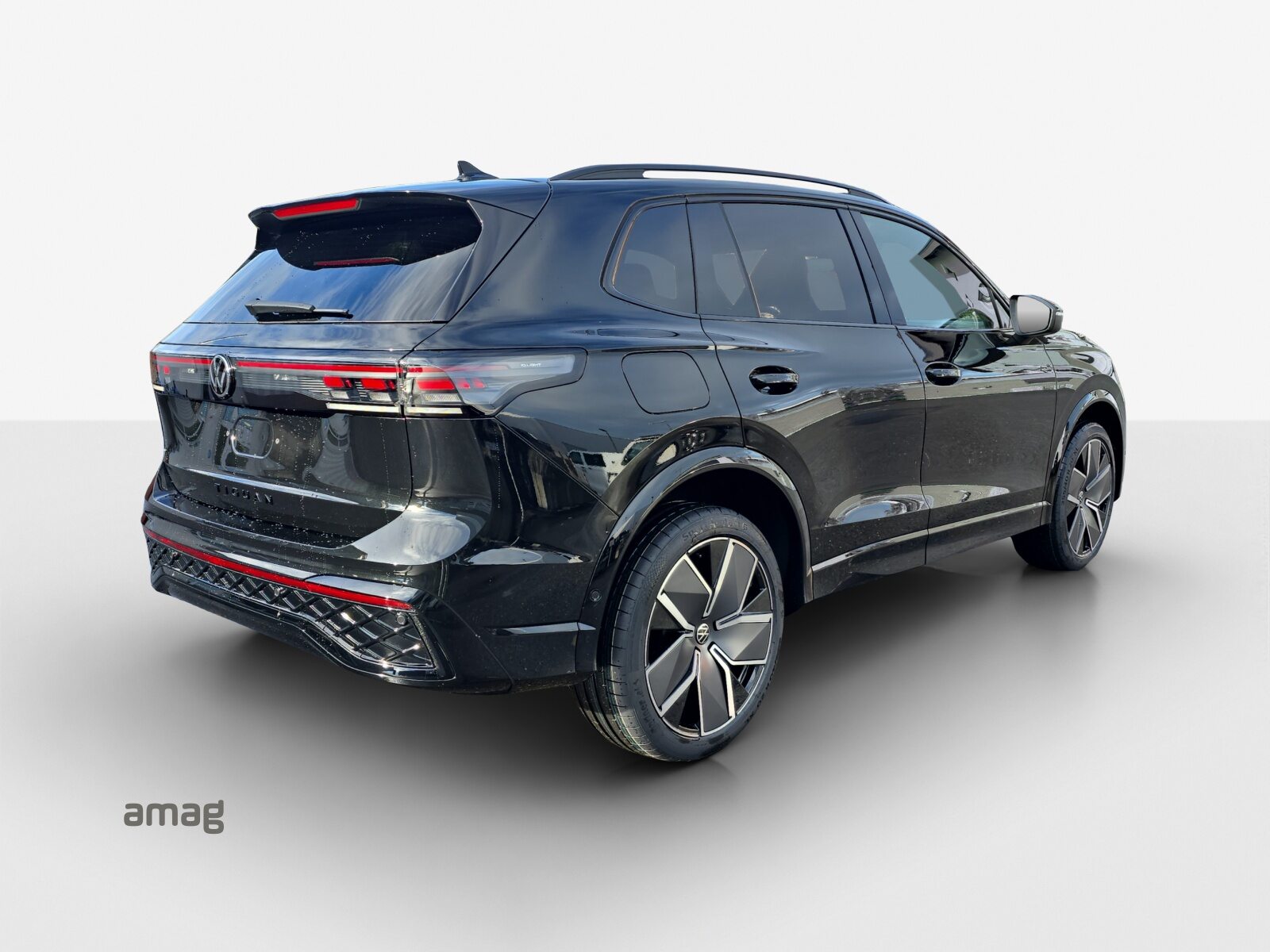 VW Tiguan R-Line, Essence, Voiture de démonstration, Automatique - 5