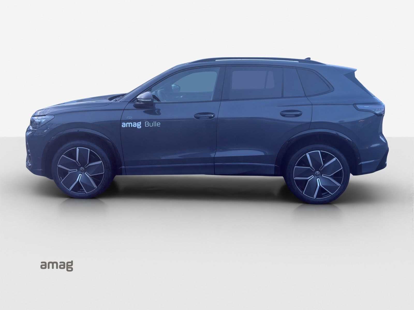 VW Tiguan R-Line, Petrol, Ex-demonstrator, Automatic - 2