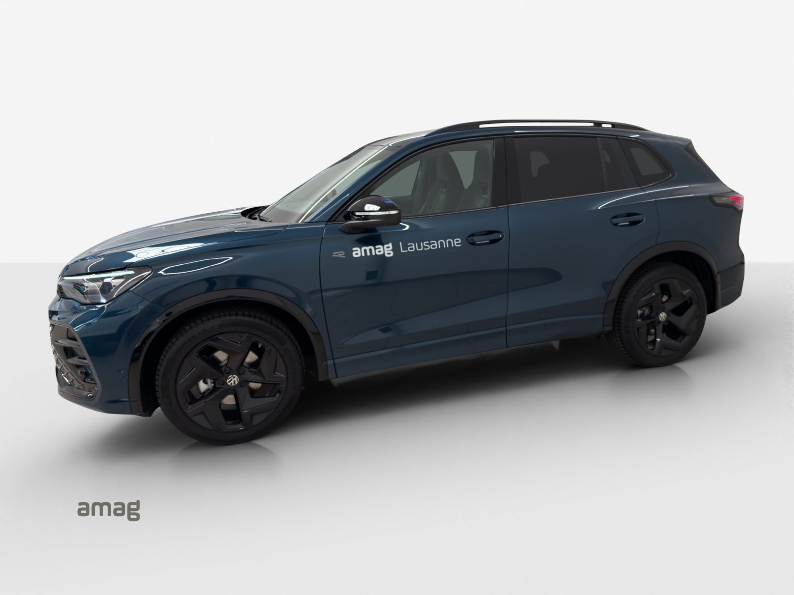 VW Tiguan R-Line, Essence, Voiture de démonstration, Automatique - 2