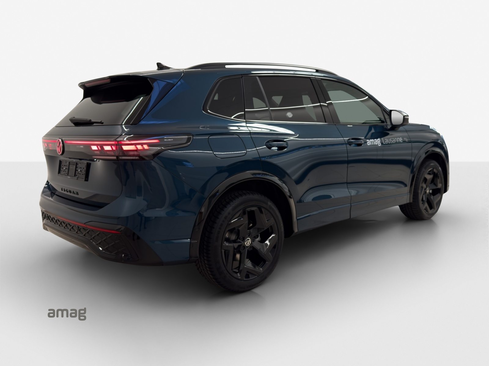 VW Tiguan R-Line, Essence, Voiture de démonstration, Automatique - 5