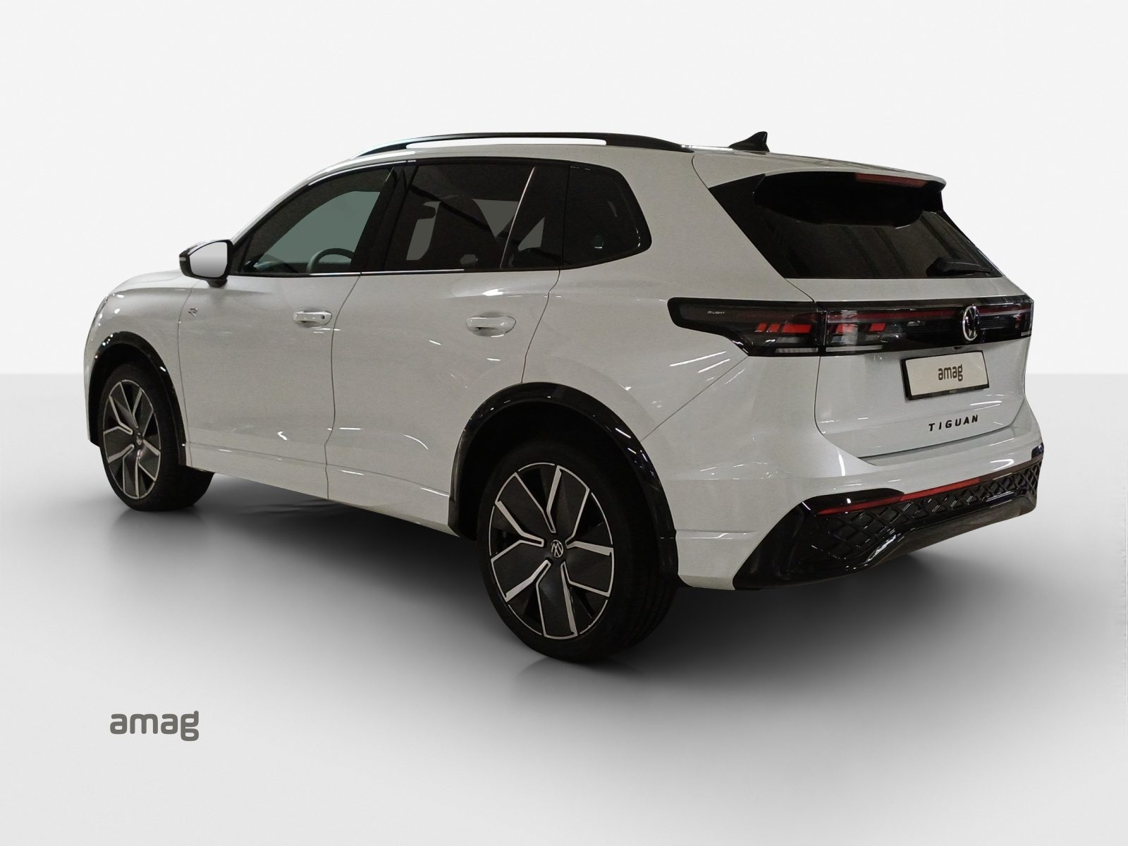 VW Tiguan R-Line, Benzin, Vorführwagen, Automatik - 3