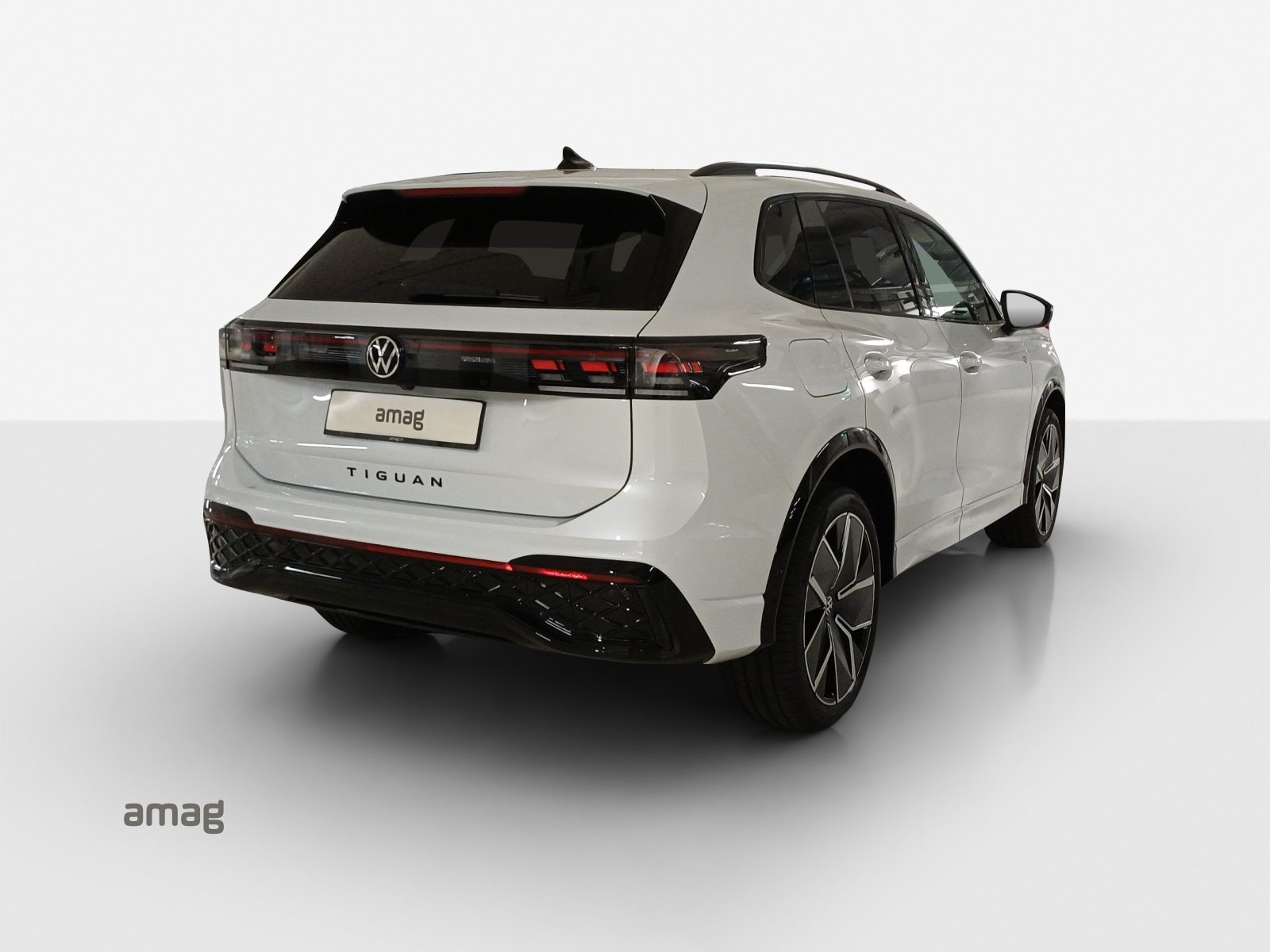 VW Tiguan R-Line, Benzin, Vorführwagen, Automatik - 5