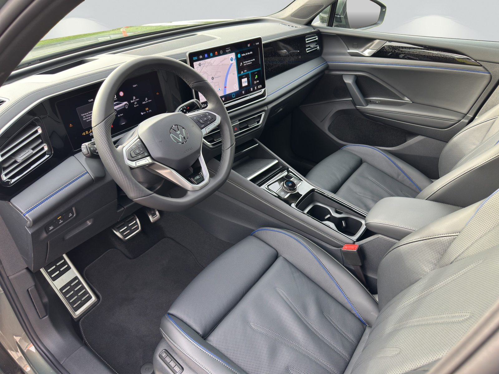 VW Tiguan R-Line, Voll-Hybrid Benzin/Elektro, Vorführwagen, Automatik - 5
