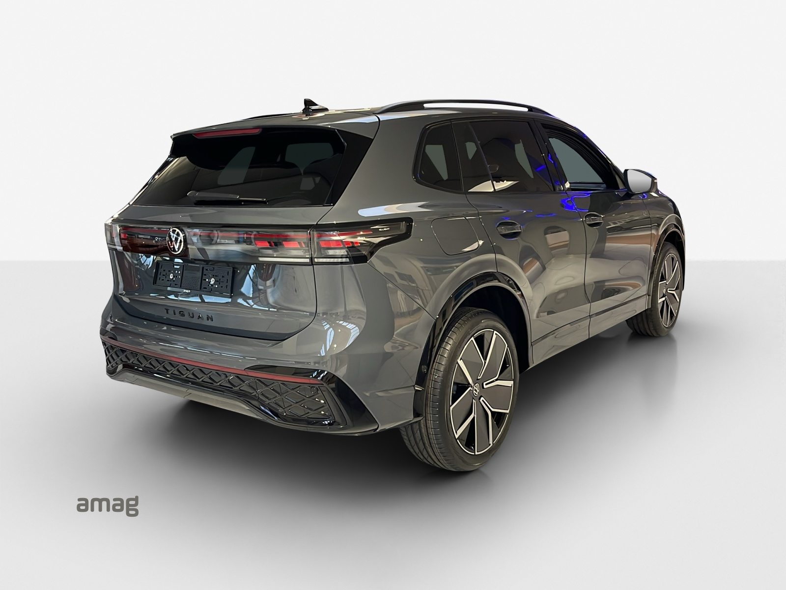 VW Tiguan R-Line, Benzin, Vorführwagen, Automatik - 5