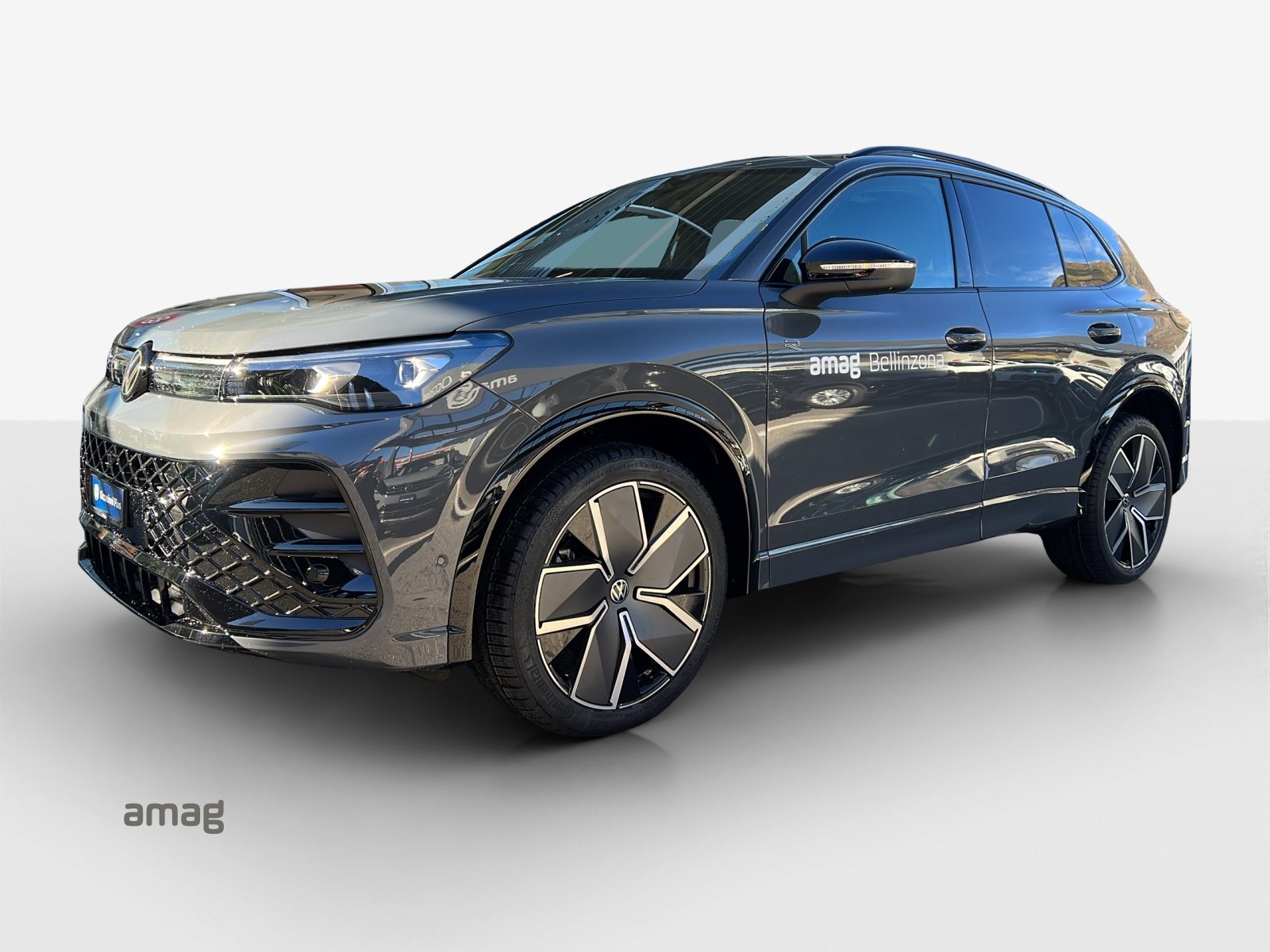 VW Tiguan R-Line