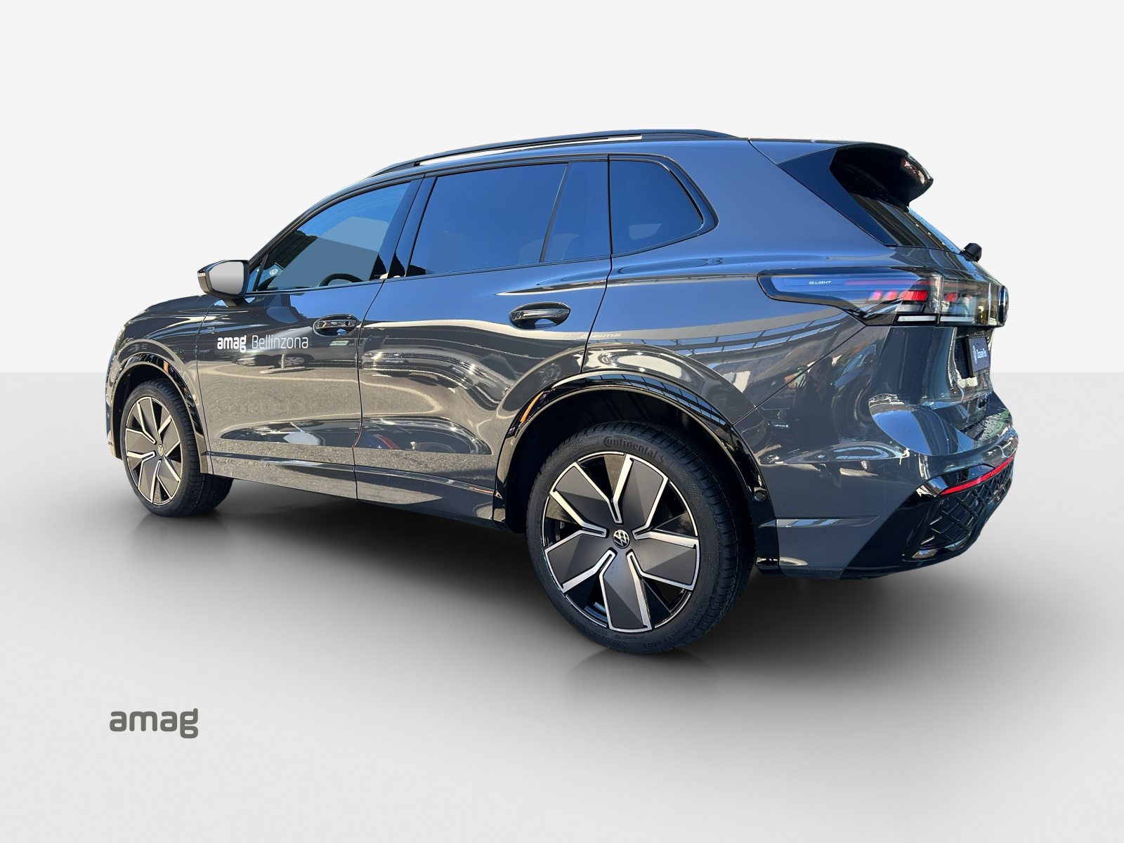 VW Tiguan R-Line, Benzin, Vorführwagen, Automatik - 3