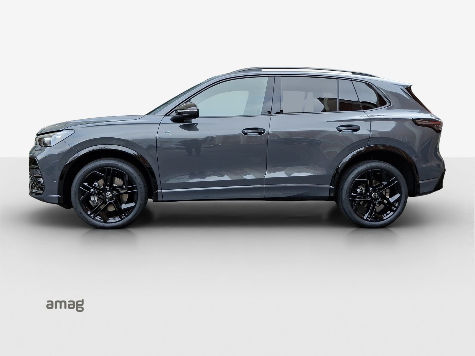 VW Tiguan R-Line, Essence, Voiture de démonstration, Automatique - 2