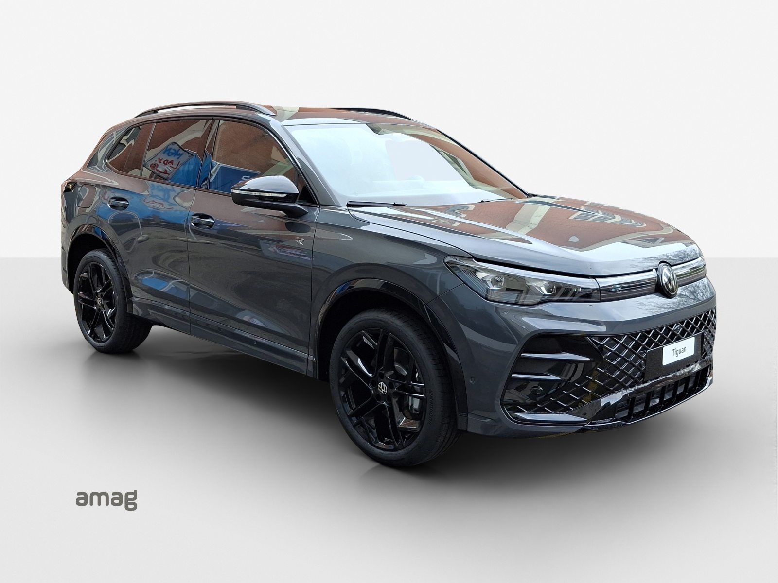 VW Tiguan R-Line, Essence, Voiture de démonstration, Automatique - 6