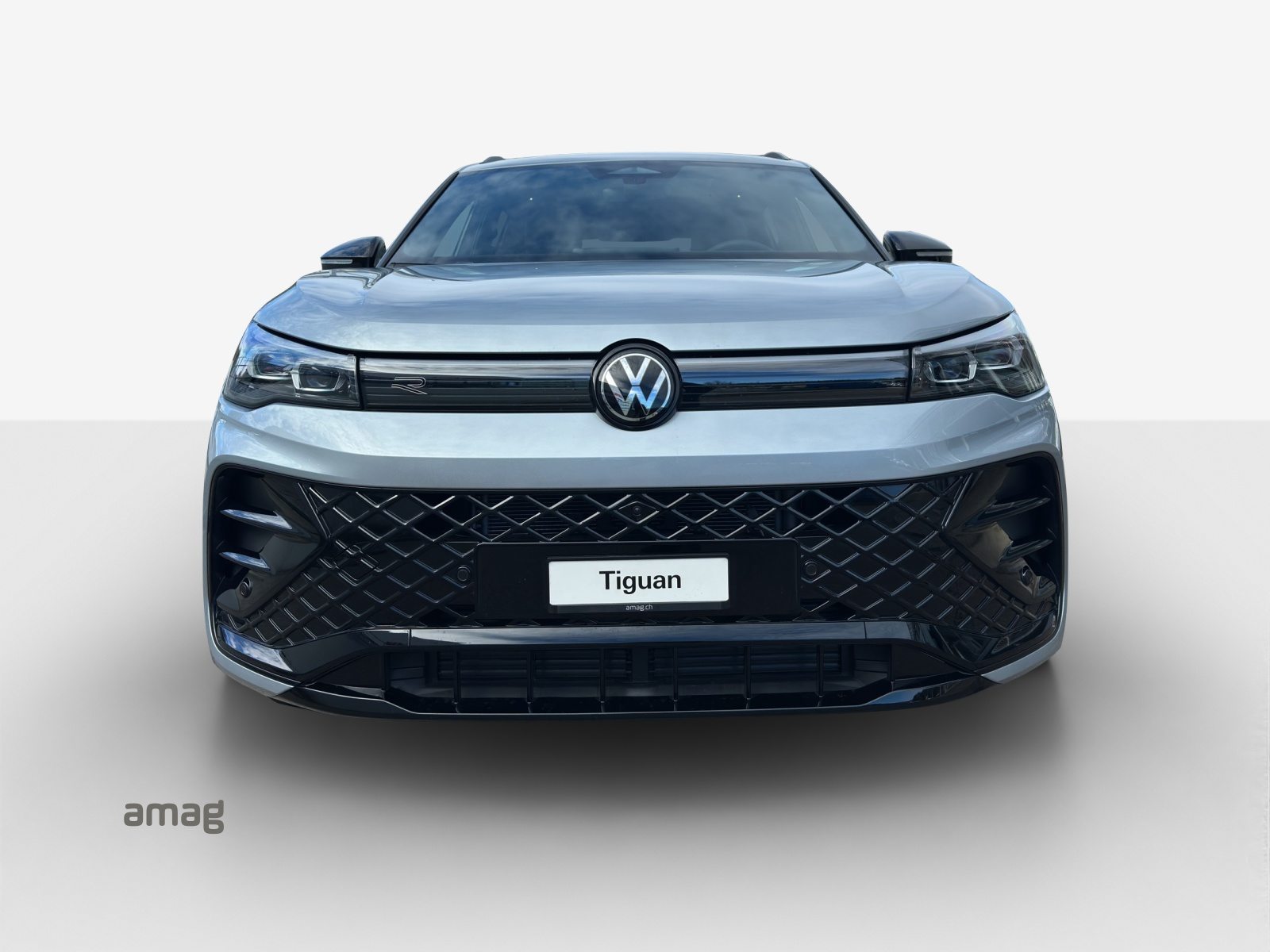 VW Tiguan R-Line, Essence, Voiture de démonstration, Automatique - 7