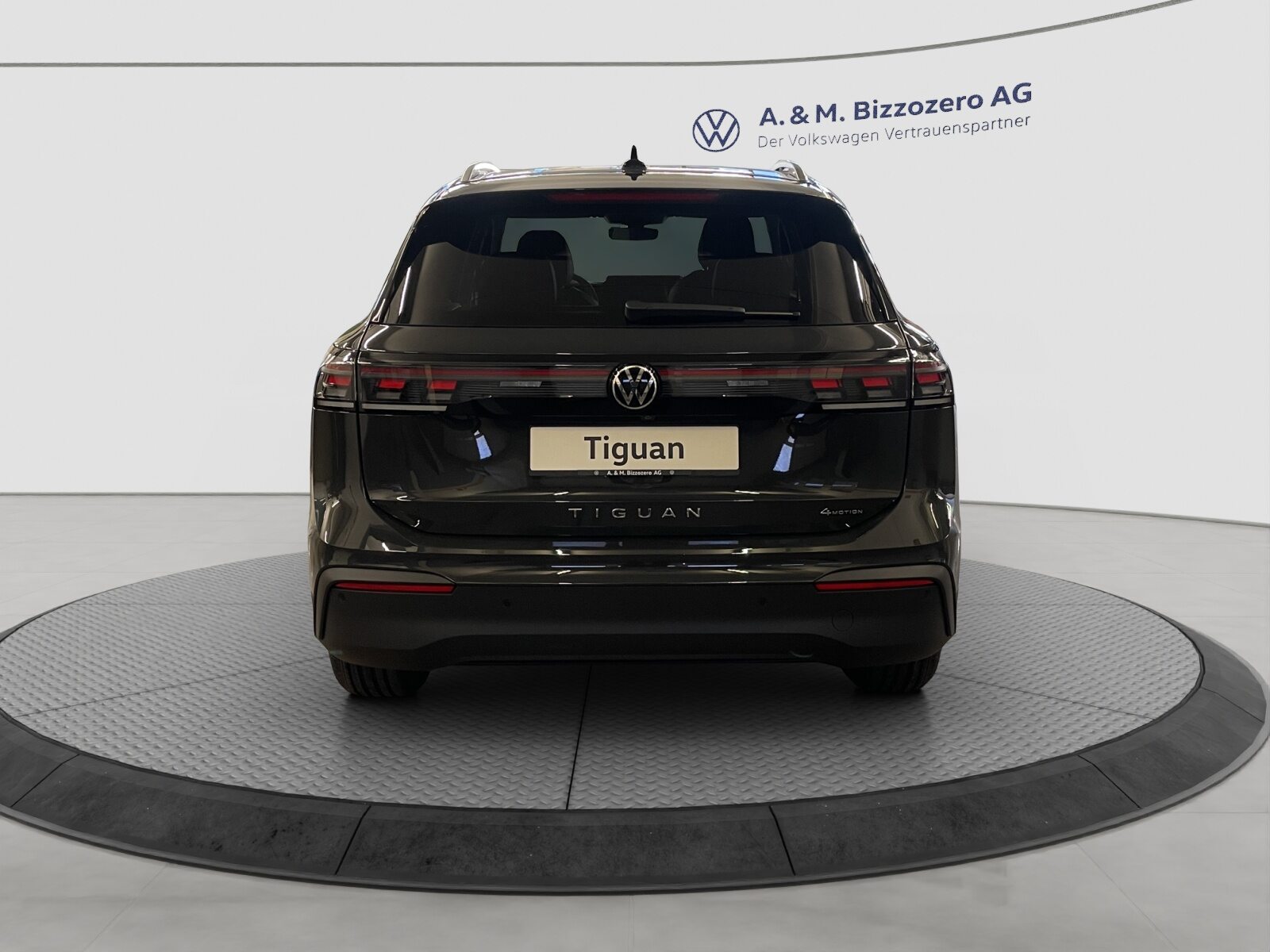 VW Tiguan UNITED, Petrol, Ex-demonstrator, Automatic - 4