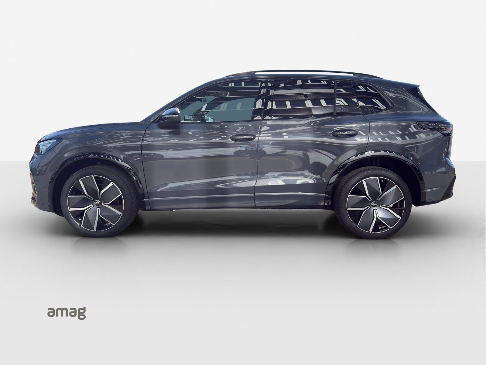 VW Tiguan R-Line UNITED, Benzina, Auto dimostrativa, Automatico - 2