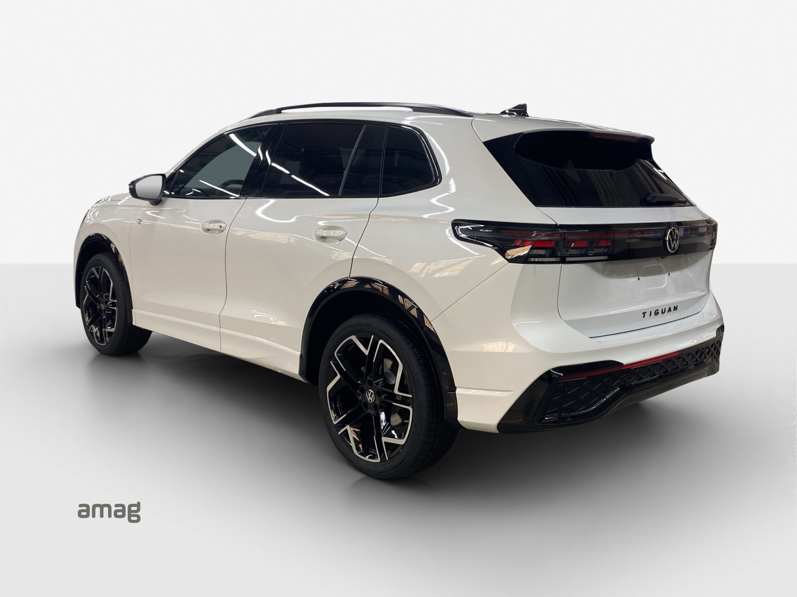 VW Tiguan R-Line, Benzin, Vorführwagen, Automatik - 3