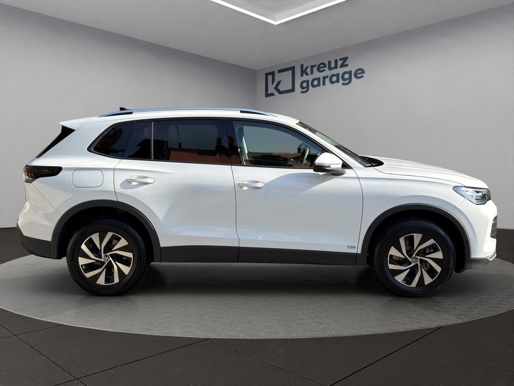 VW Tiguan UNITED, Benzina, Auto dimostrativa, Automatico - 2