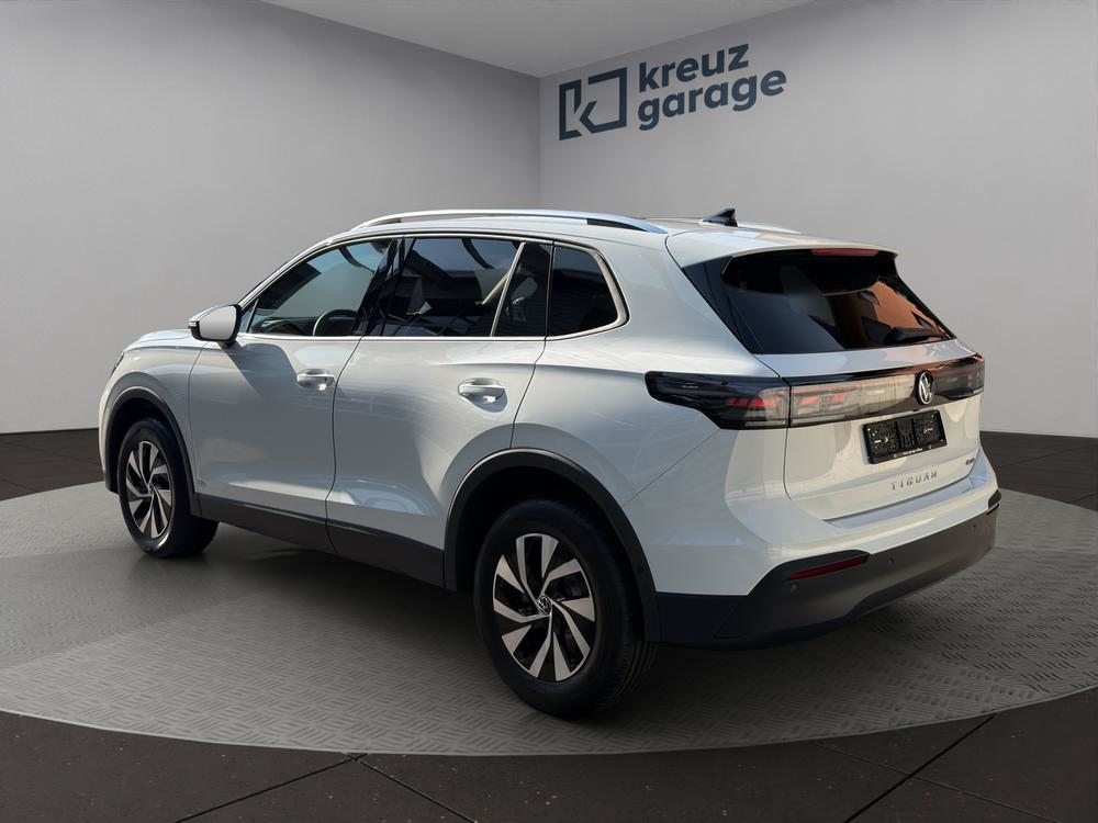 VW Tiguan UNITED, Benzina, Auto dimostrativa, Automatico - 4