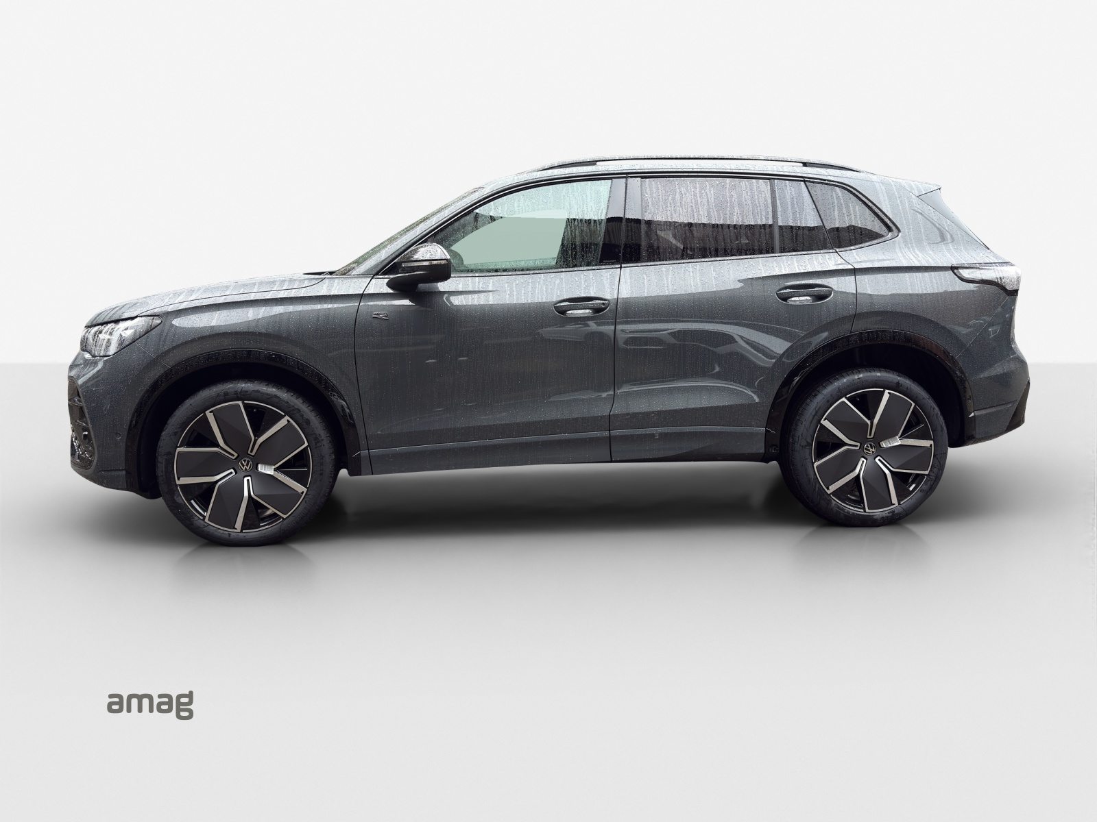 VW Tiguan R-Line, Essence, Voiture de démonstration, Automatique - 2