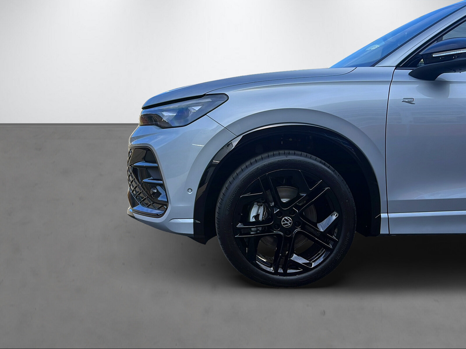 VW Tiguan 2.0 TSI R-Line DSG 4motion, Benzin, Vorführwagen, Automatik - 5