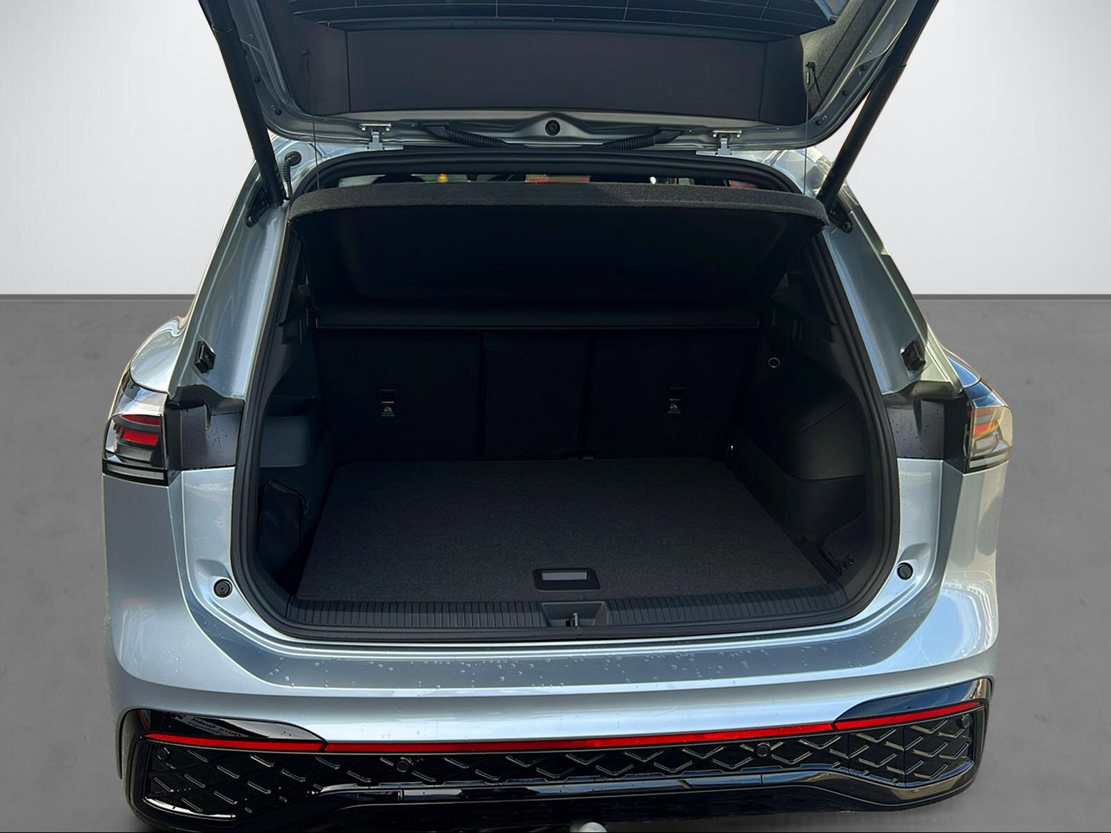 VW Tiguan 2.0 TSI R-Line DSG 4motion, Benzin, Vorführwagen, Automatik - 7