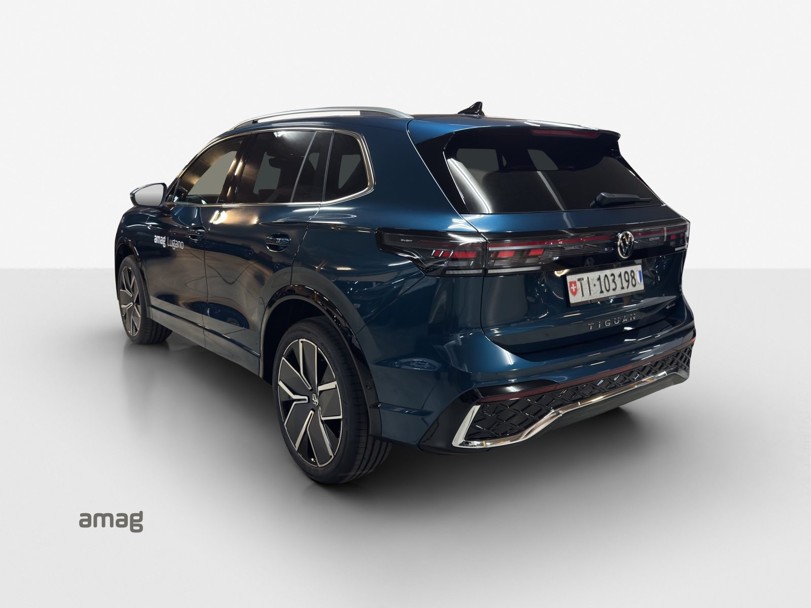 VW Tiguan R-Line UNITED, Diesel, Voiture de démonstration, Automatique - 3
