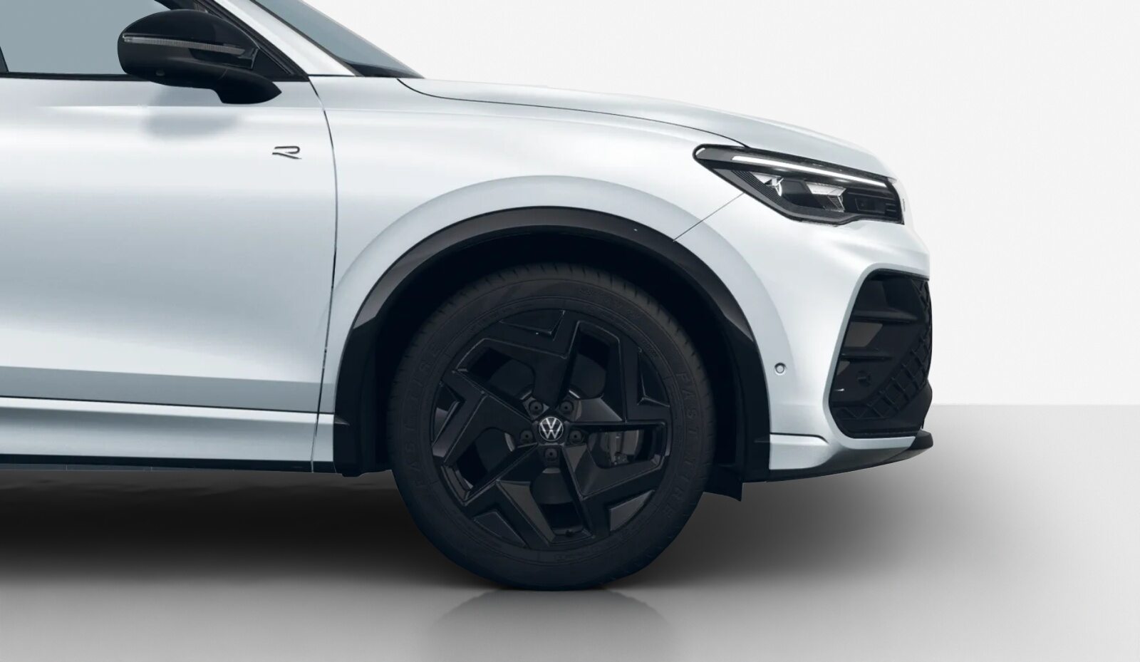 VW Tiguan R-Line, Benzin, Vorführwagen, Automatik - 4