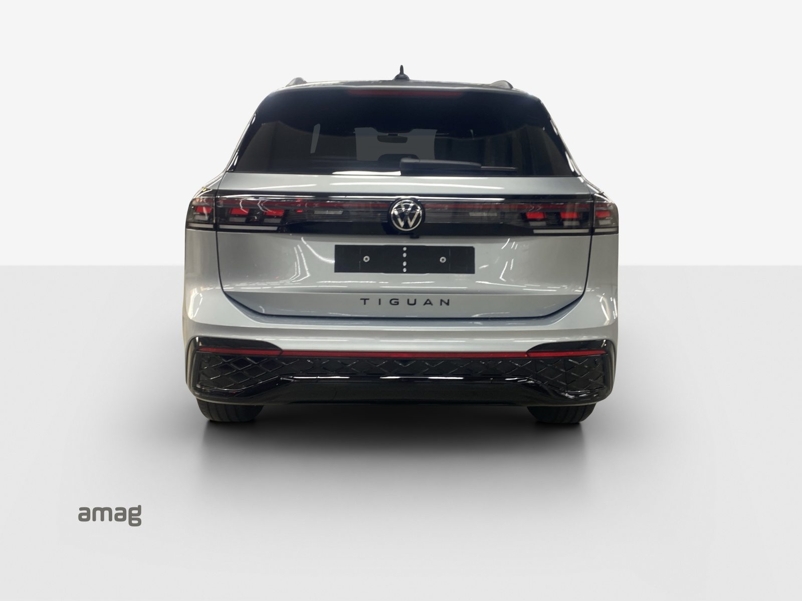 VW Tiguan R-Line, Diesel, Ex-demonstrator, Automatic - 4