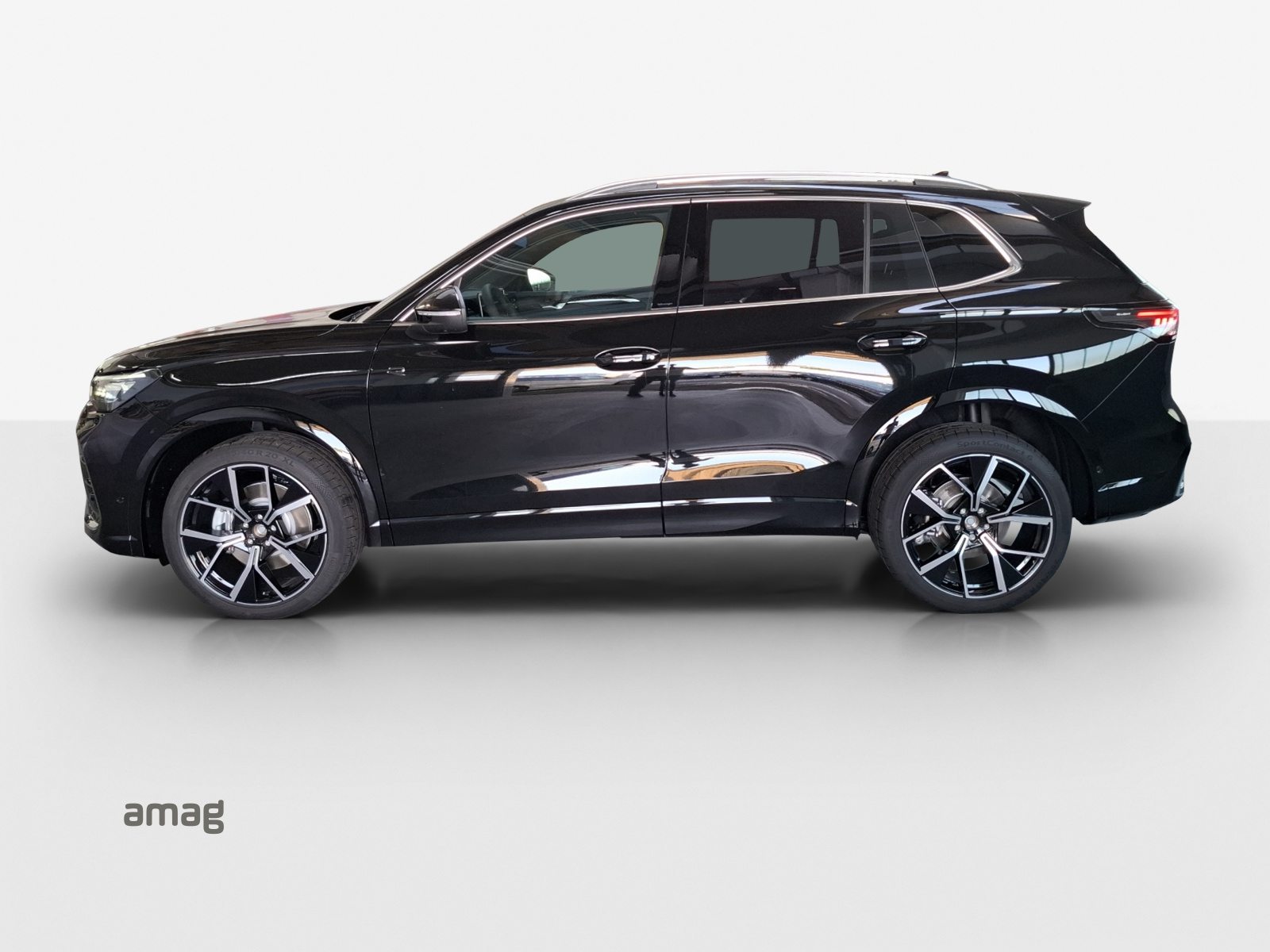 VW Tiguan R-Line, Benzina, Auto dimostrativa, Automatico - 2