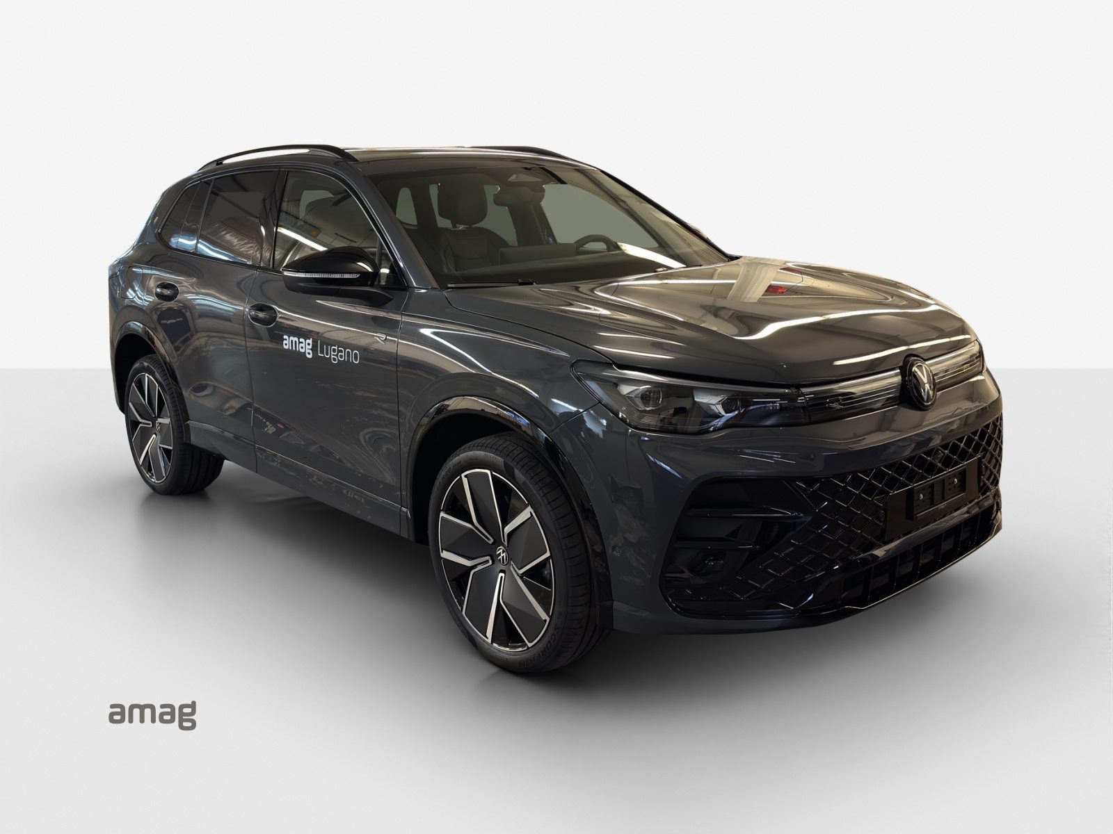 VW Tiguan R-Line UNITED, Hybride Integrale Benzina/Elettrica, Auto dimostrativa, Automatico - 6