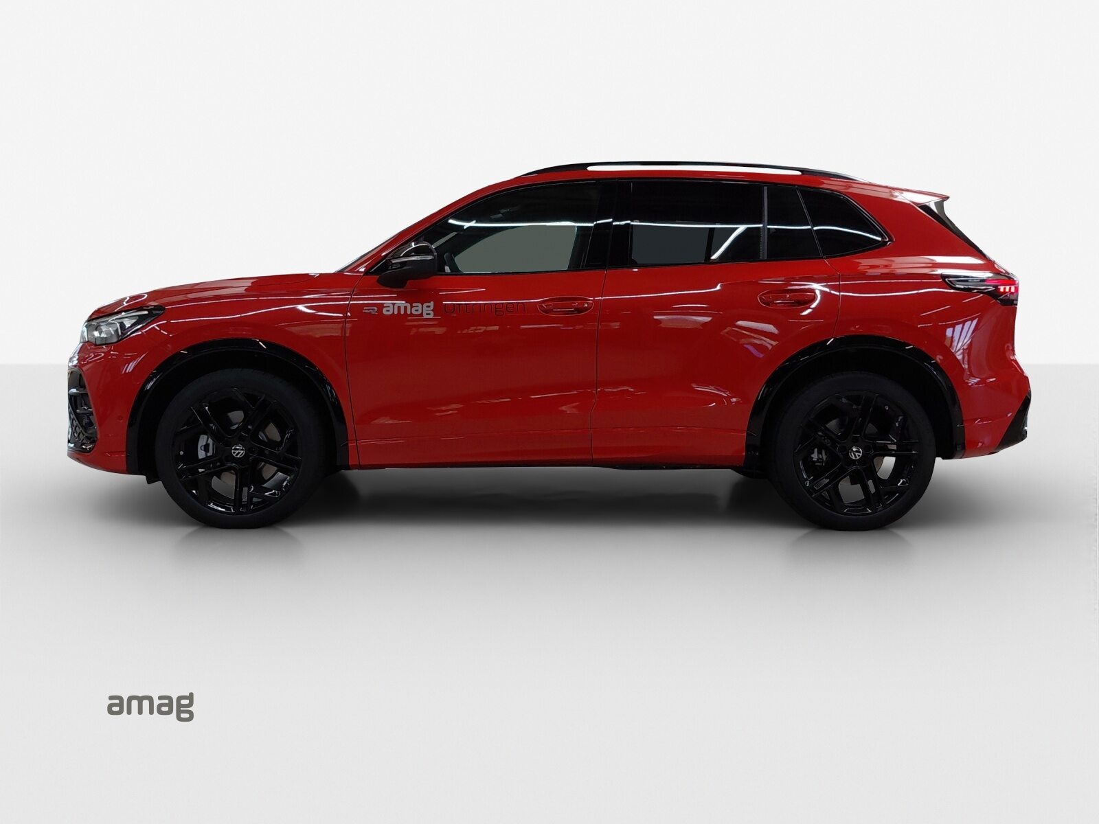 VW Tiguan R-Line Plus, Essence, Voiture de démonstration, Automatique - 2