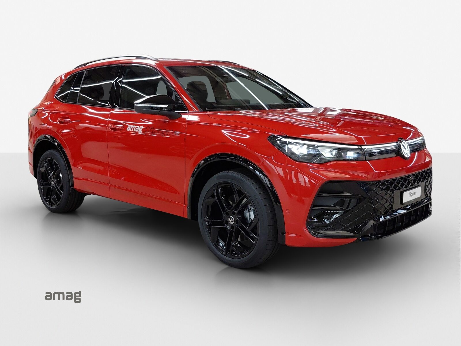 VW Tiguan R-Line Plus, Essence, Voiture de démonstration, Automatique - 6