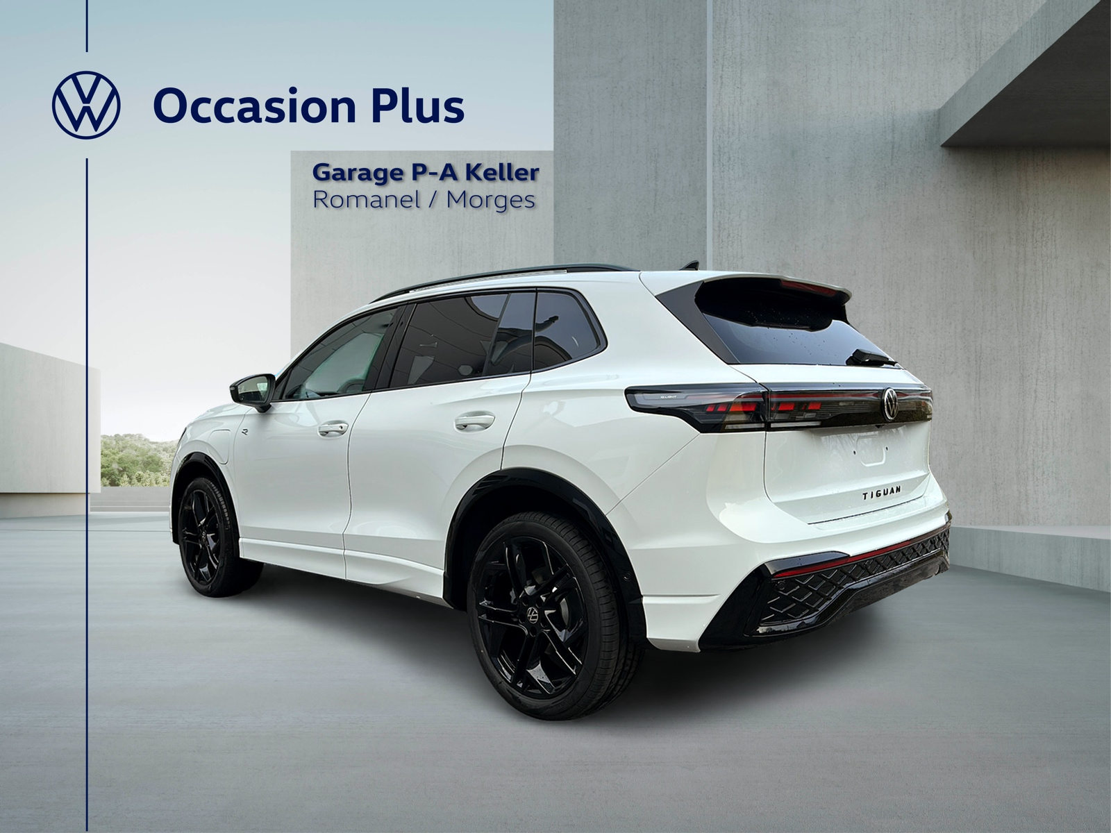 VW Tiguan R-Line, Hybride Intégral Essence/Électricité, Voiture de démonstration, Automatique - 3
