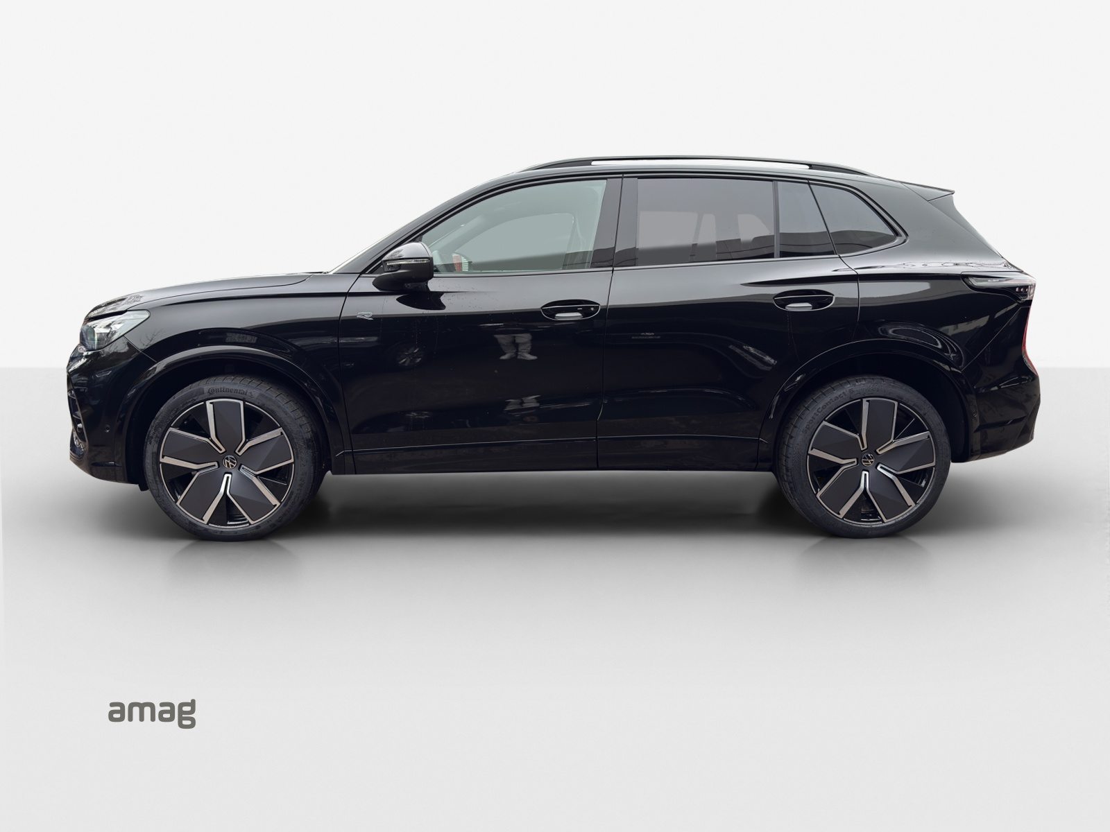 VW Tiguan R-Line, Petrol, New car, Automatic - 2