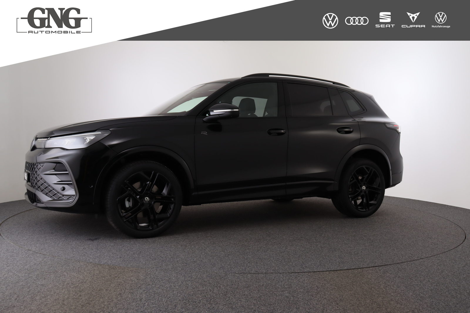 VW Tiguan R-Line, Benzin, Neuwagen, Automat - 2