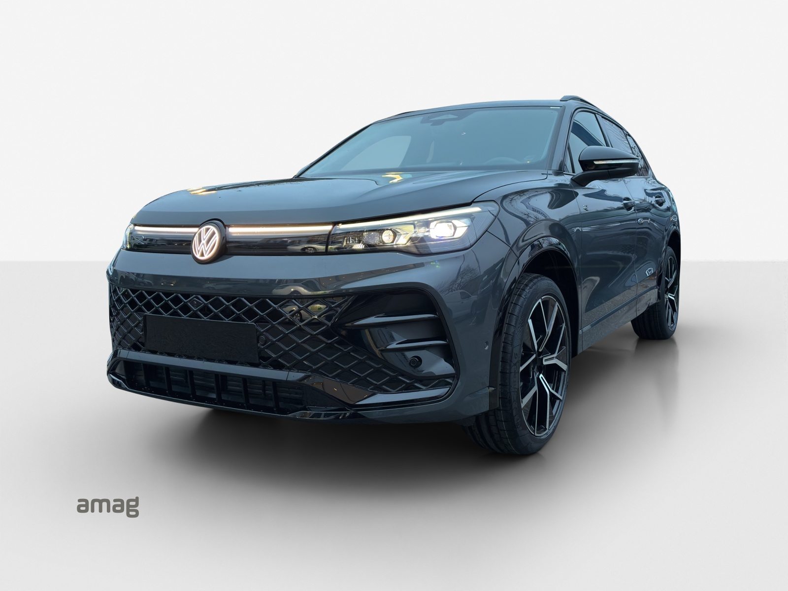 VW Tiguan R-Line, Petrol, New car, Automatic