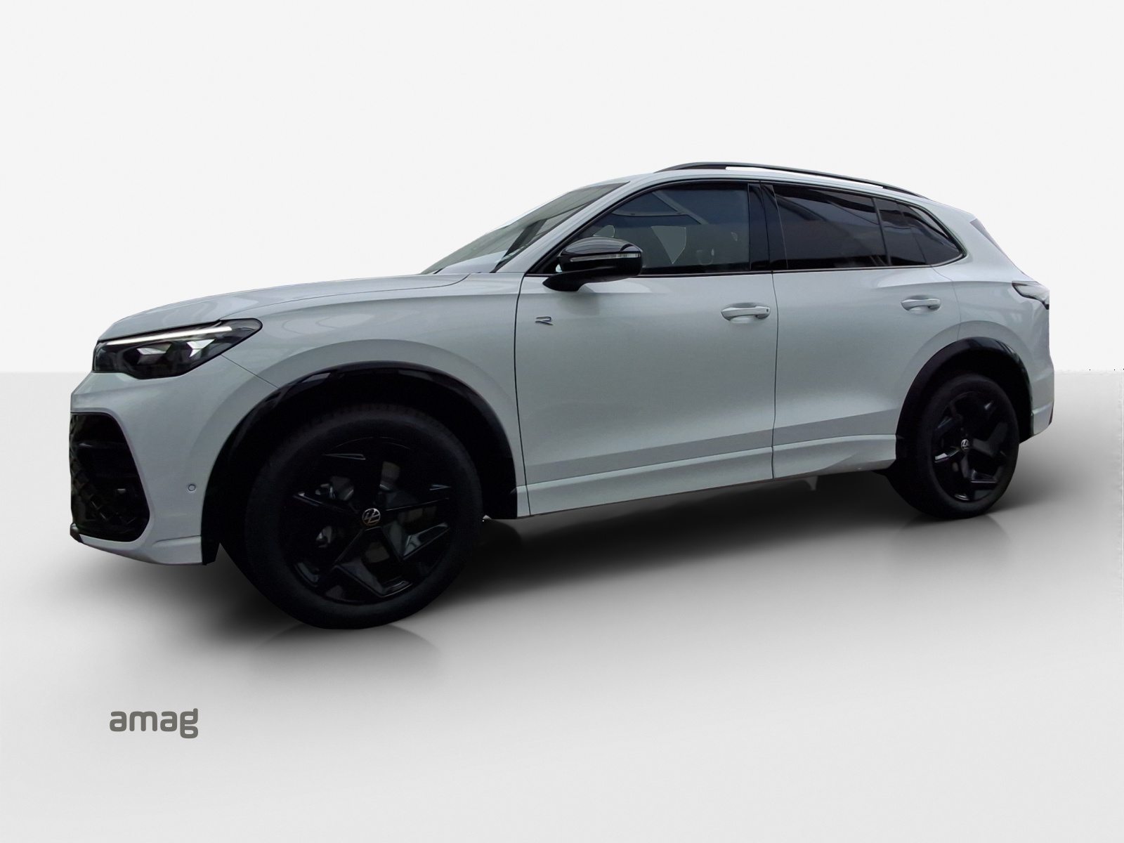 VW Tiguan R-Line, Petrol, New car, Automatic - 2