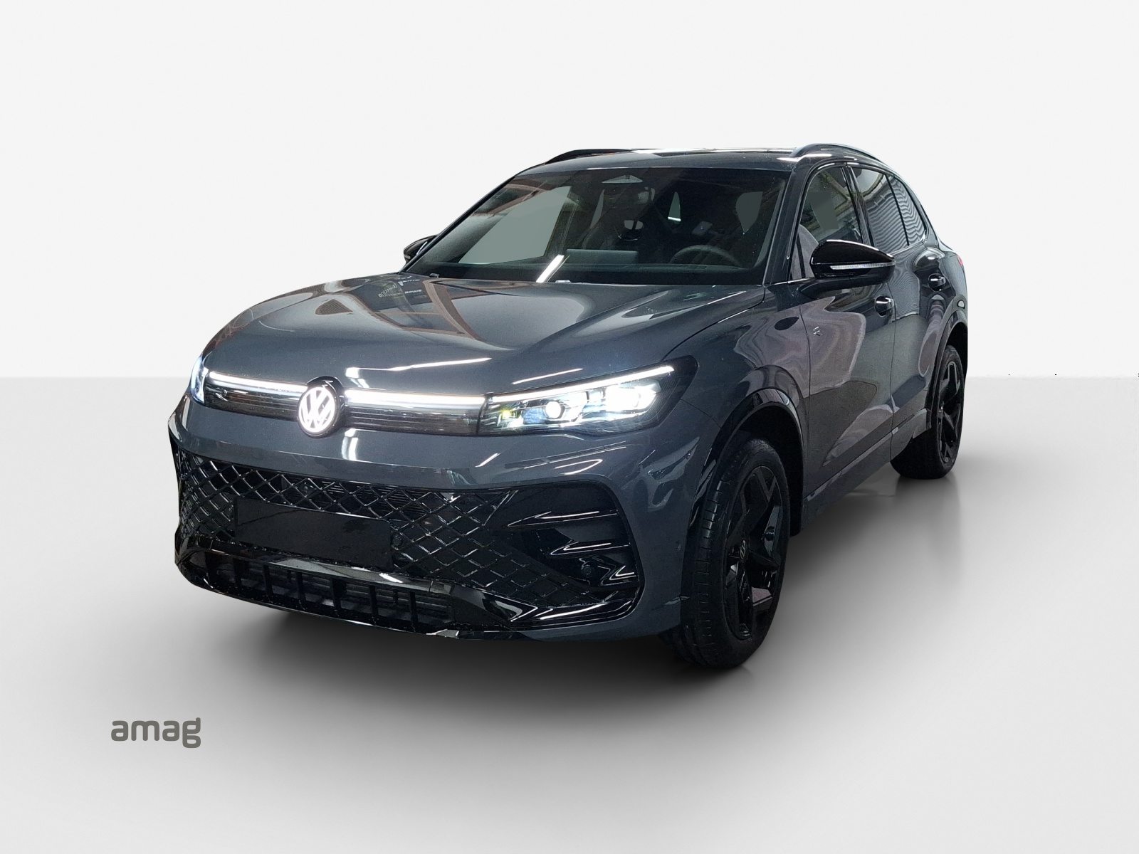 VW Tiguan R-Line, Essence, Voiture nouvelle, Automatique