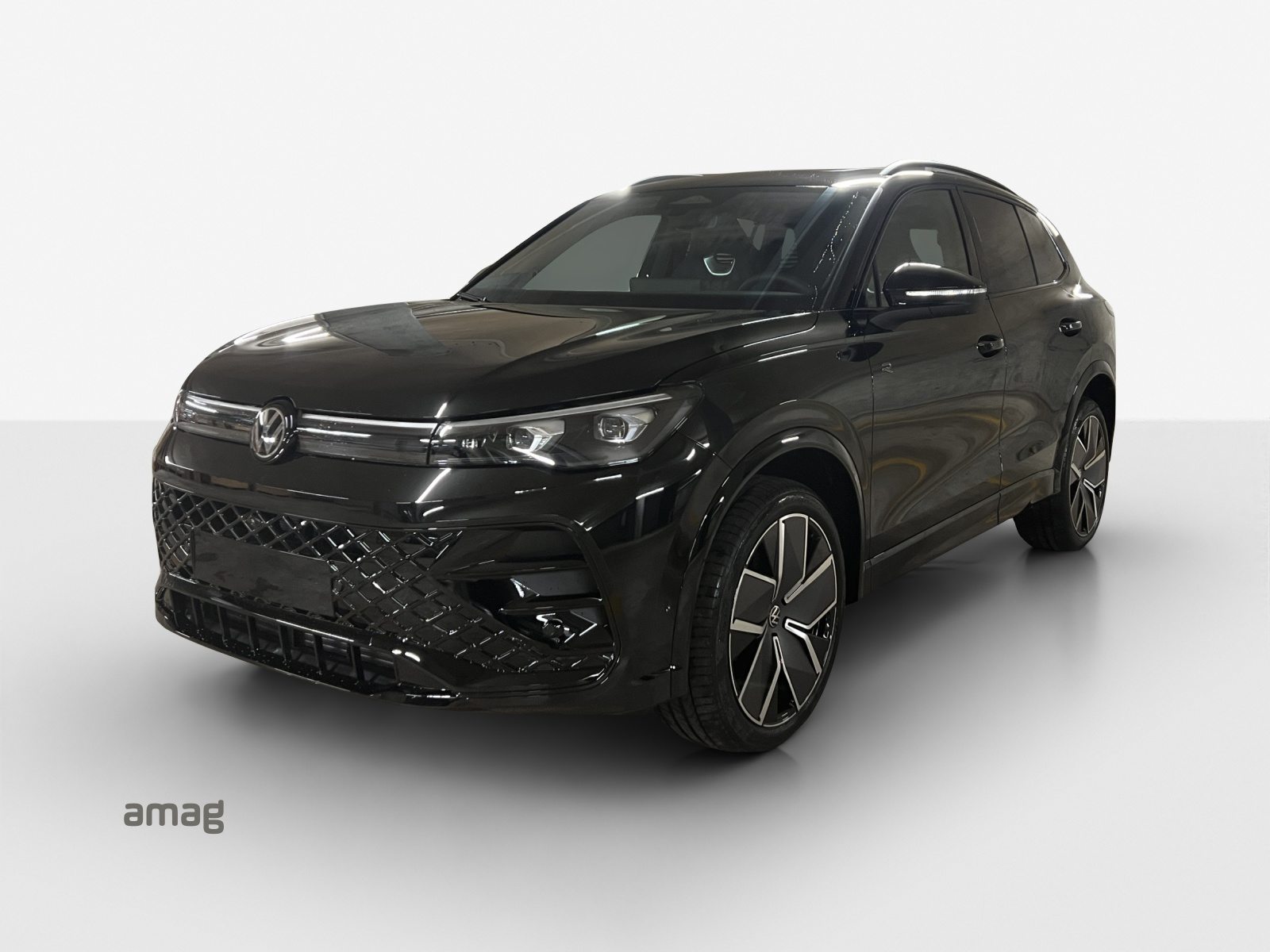 VW Tiguan R-Line
