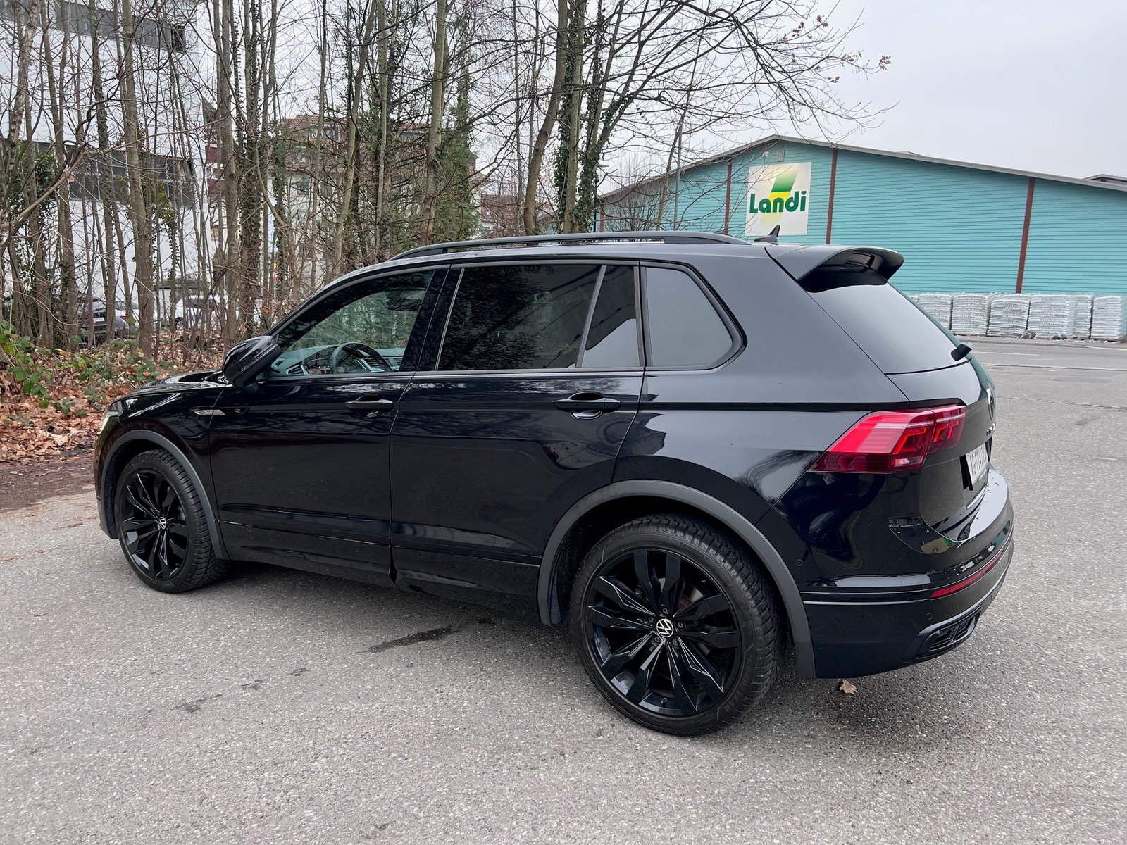 VW Tiguan 2.0 TDI SCR R-Line 4Motion DSG, Diesel, Occasion / Gebraucht, Automat - 3