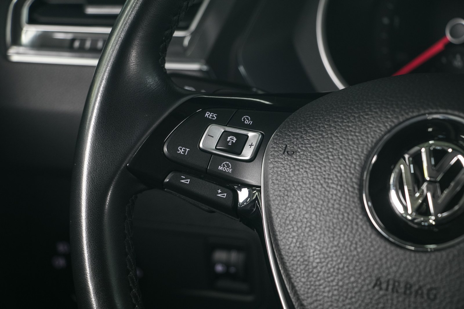 VW Tiguan 2.0 TDI SCR Comfortline 4Motion DSG, Diesel, Occasioni / Usate, Automatico - 6