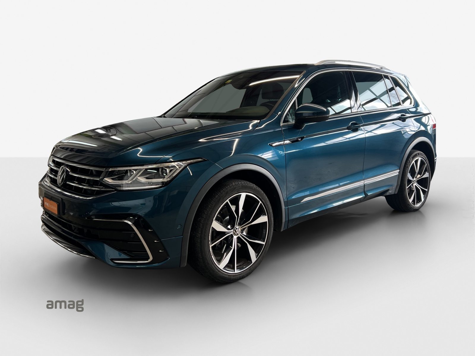 VW Tiguan R-Line SELECTION, Diesel, Occasion / Utilisé, Automatique